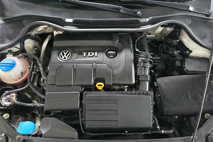Grøn VW Polo fra 2016