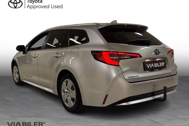Sølv Toyota Corolla fra 2020