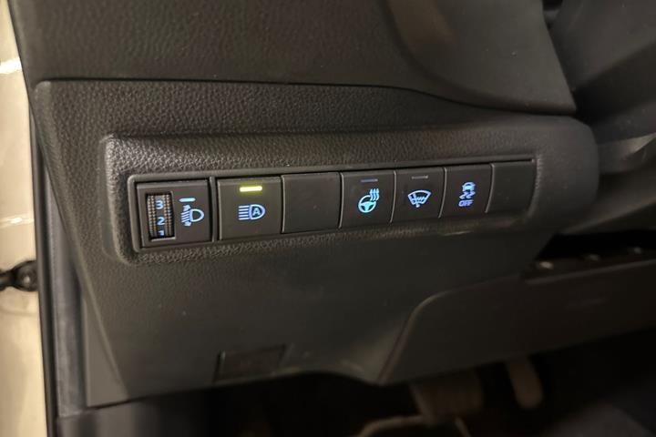 Sølv Toyota Corolla fra 2020