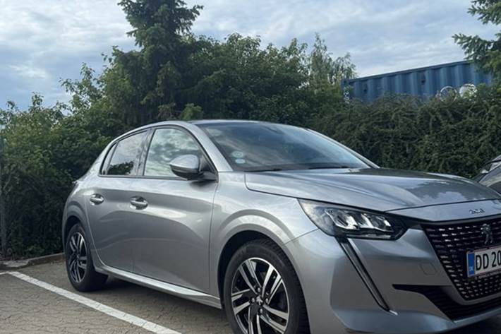 undefined Peugeot 208 fra 2021