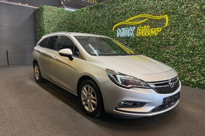 undefined Opel Astra fra 2017 set udefra