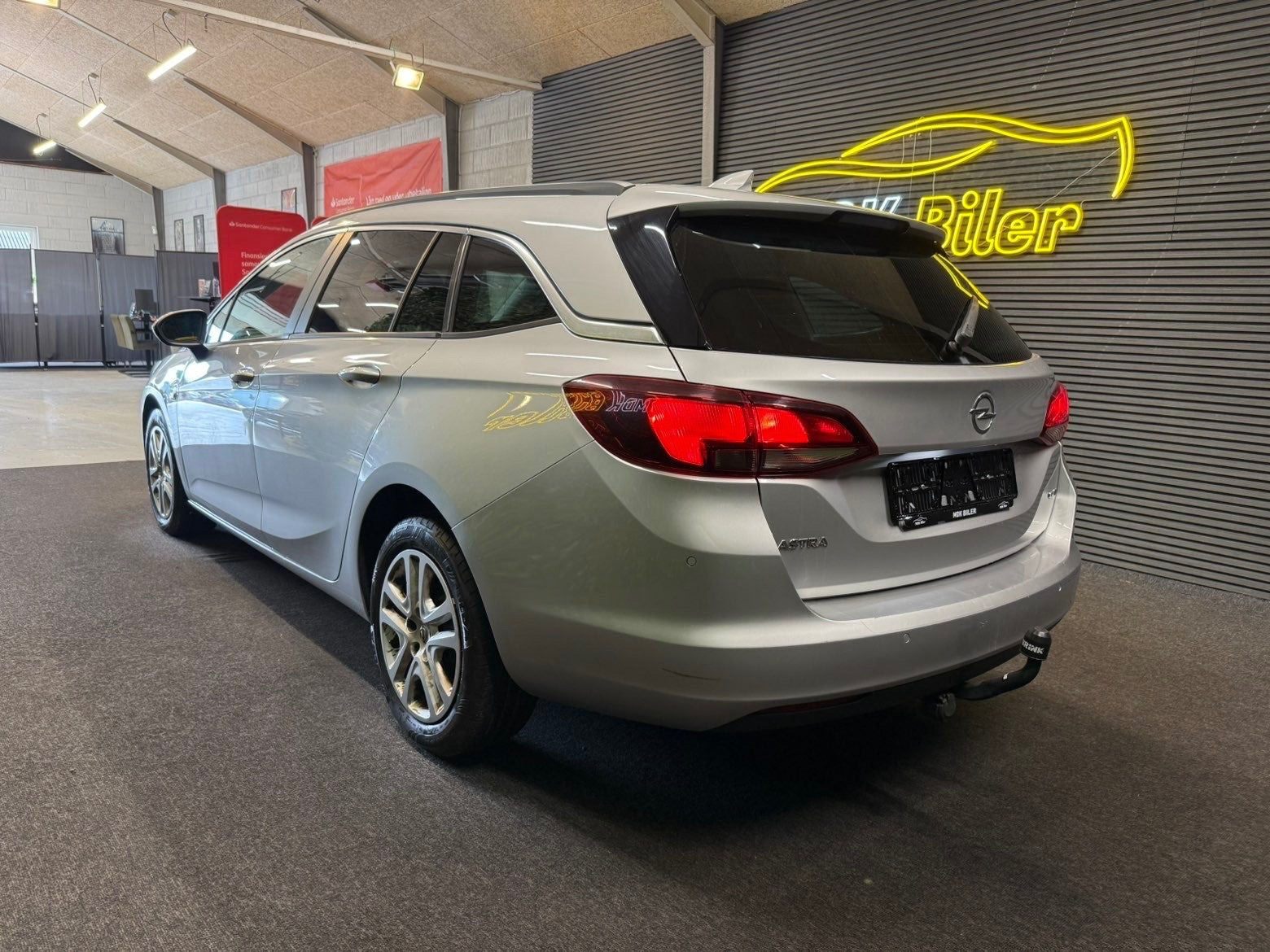 undefined Opel Astra fra 2017