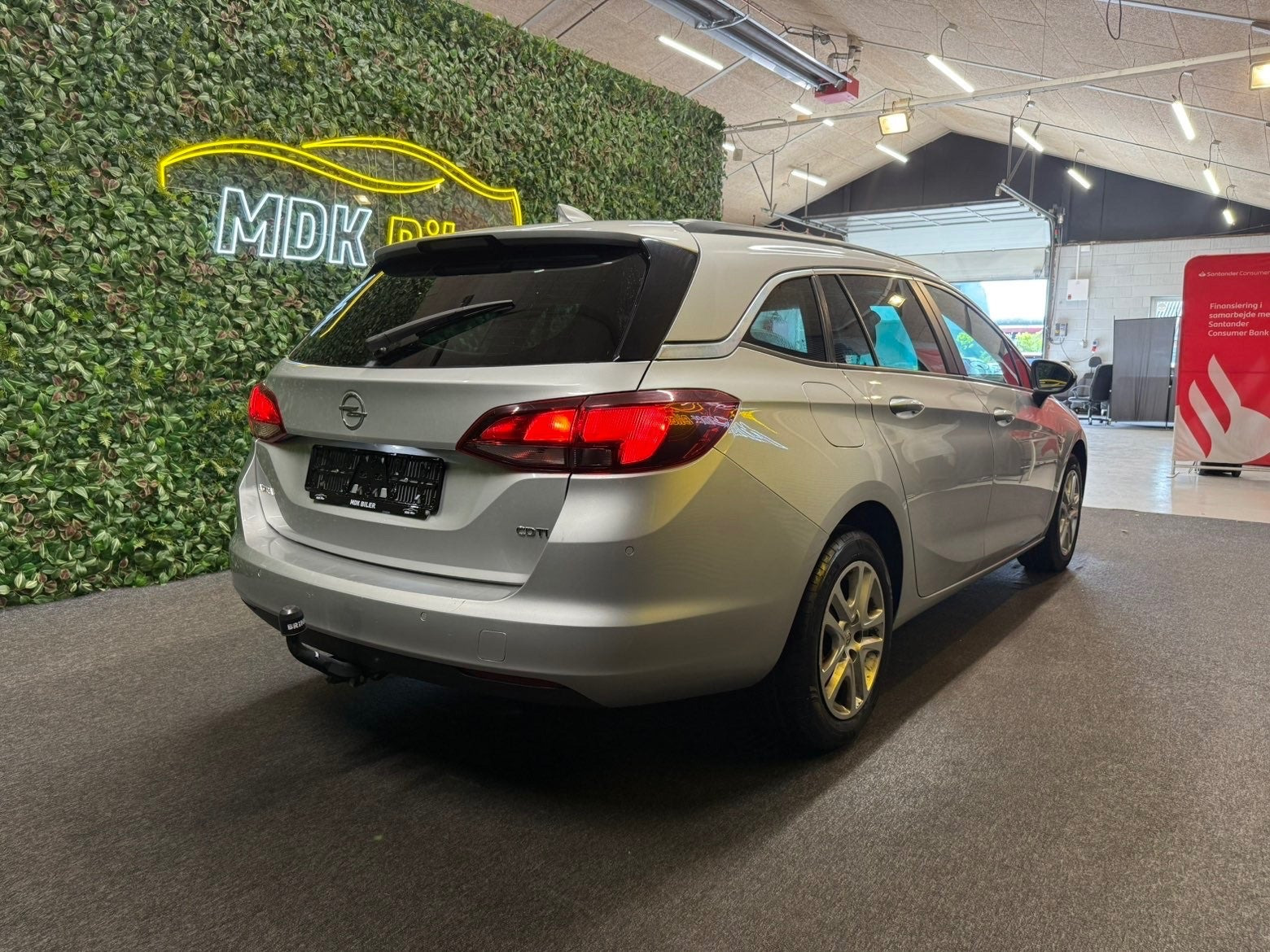 undefined Opel Astra fra 2017