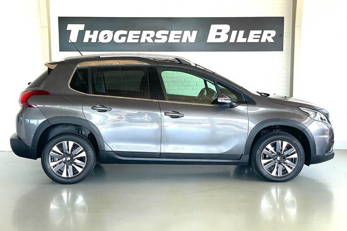 Grå Peugeot 2008 fra 2019