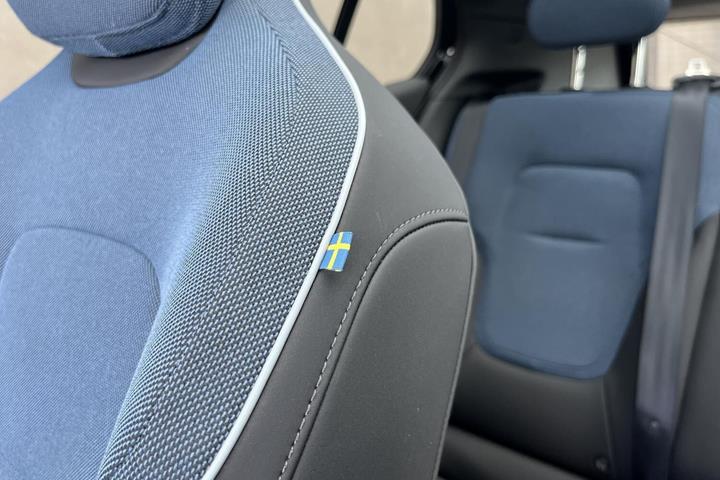 Sort Volvo EX30 fra 2024