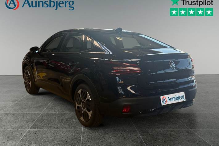 Blå Citroën ë-C4 X fra 2025