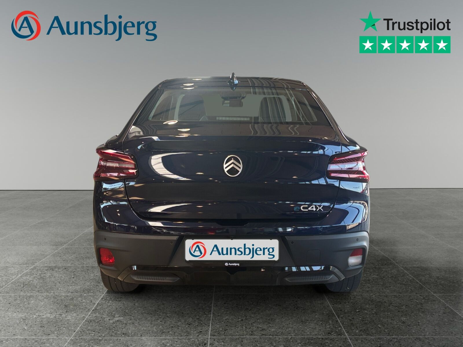 Blå Citroën ë-C4 X fra 2025