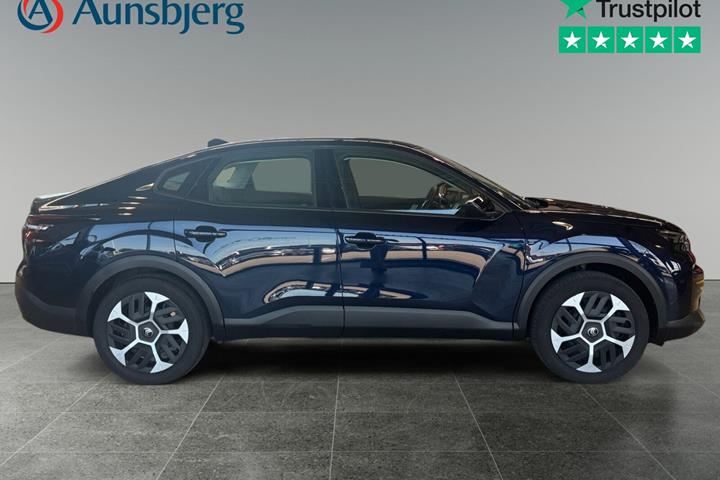 Blå Citroën ë-C4 X fra 2025