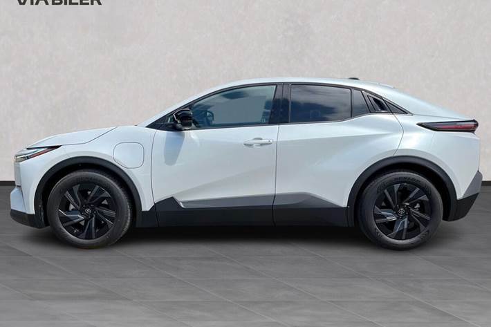 Hvid Toyota C-HR+ fra 2026