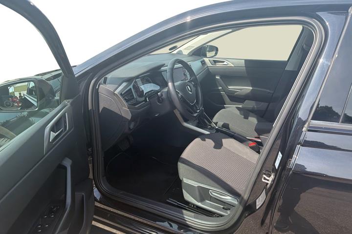 Sort VW Polo fra 2021