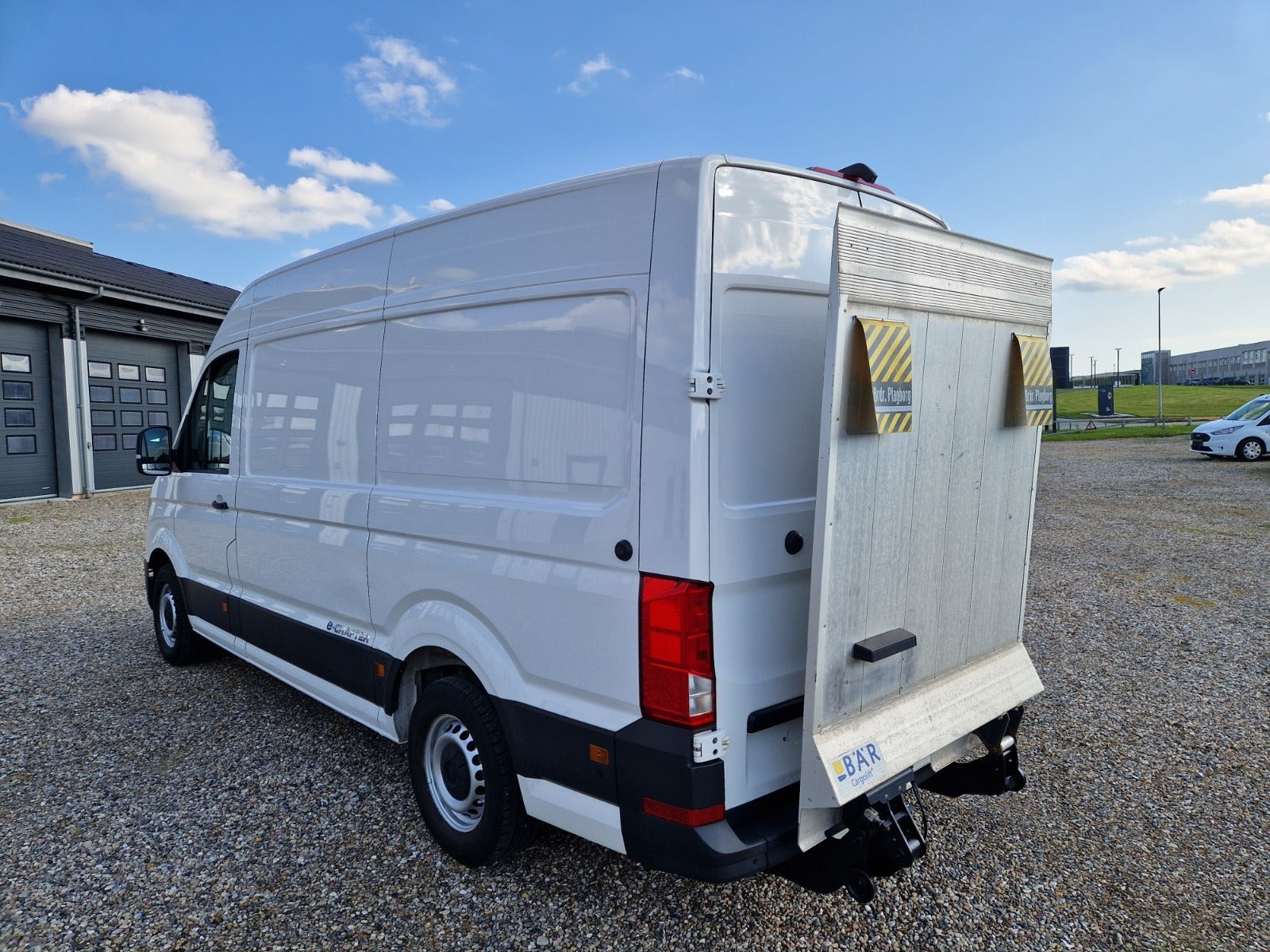undefined VW e-Crafter 35 fra 2019 set udefra