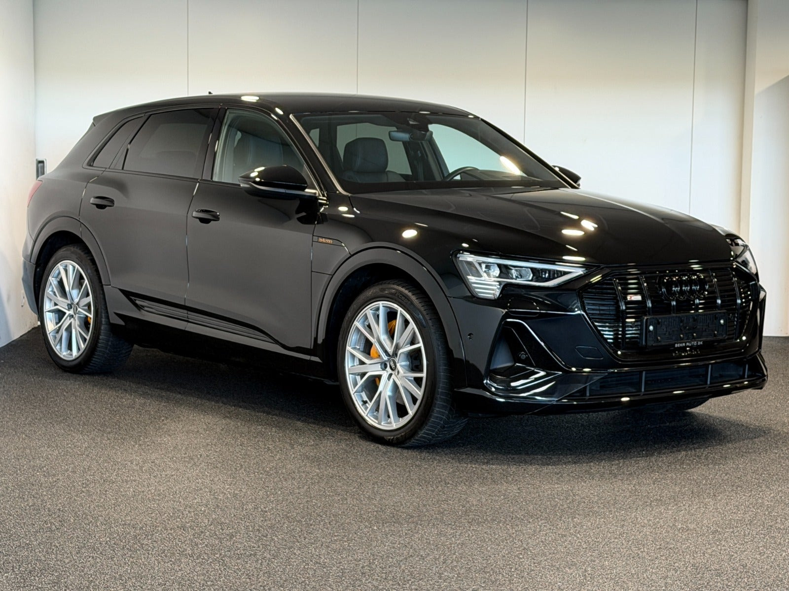 Sort Audi e-tron fra 2023