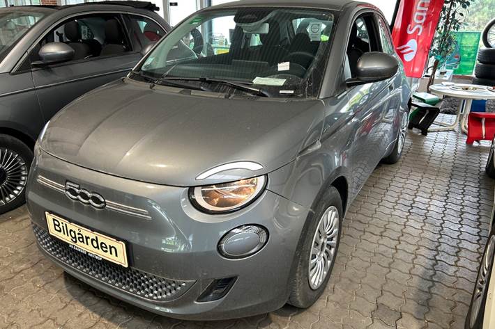 Sort Fiat 500e fra 2023
