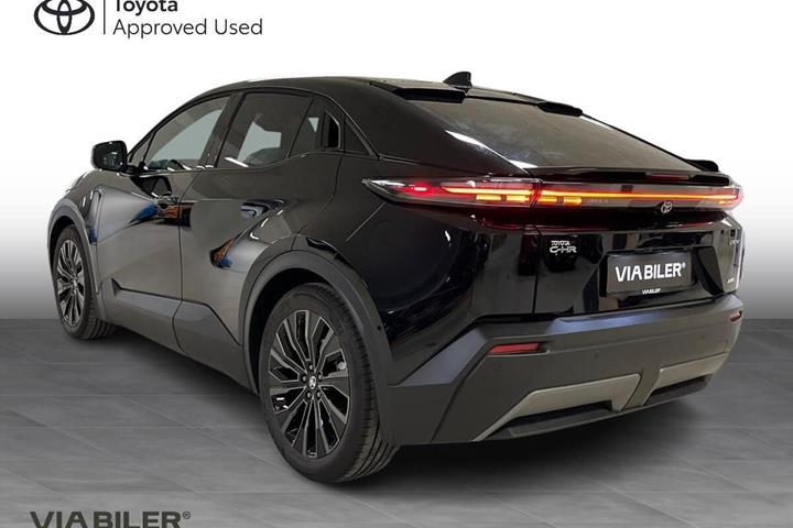 Sort Toyota C-HR+ fra 2026