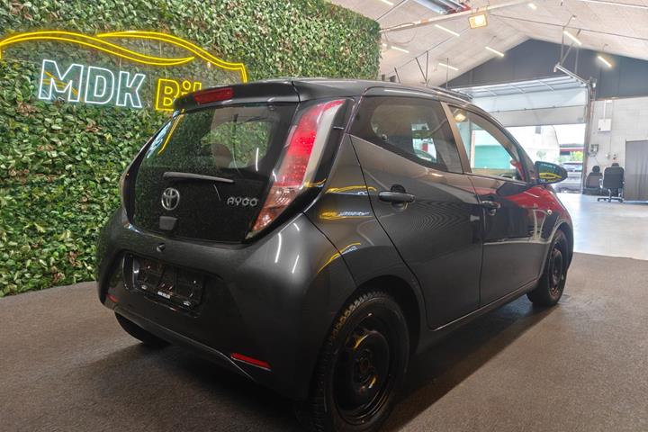 undefined Toyota Aygo fra 2015