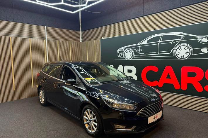 Sort Ford Focus fra 2017