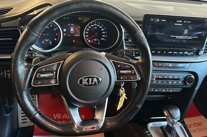 Sølv Kia ProCeed fra 2020