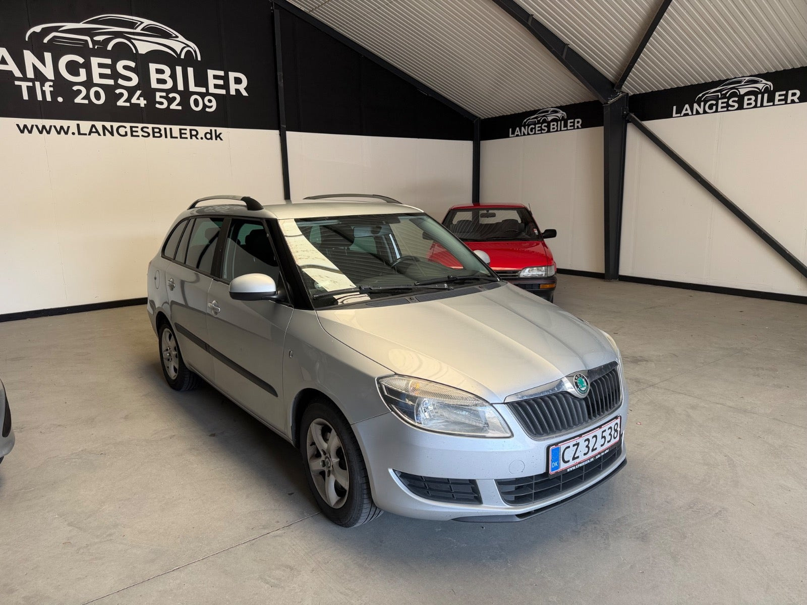 Sølv Skoda Fabia fra 2011
