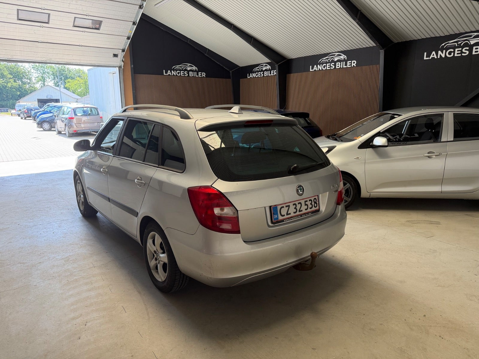 Sølv Skoda Fabia fra 2011