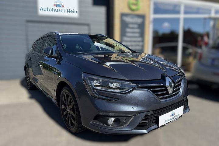 Grå Renault Megane IV fra 2018 set udefra