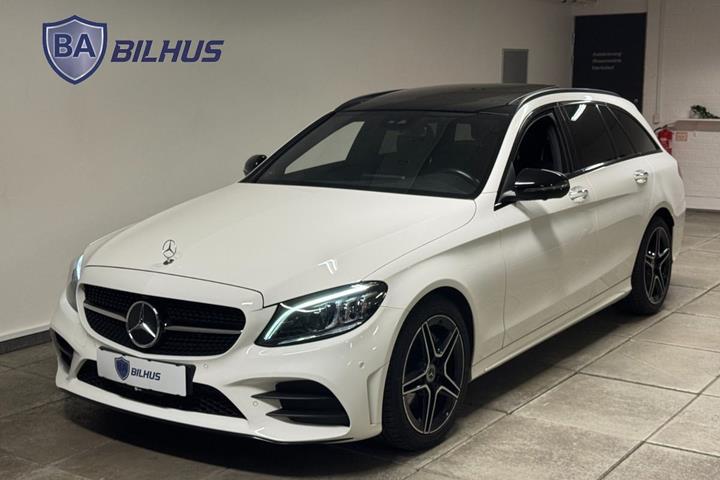 Hvid Mercedes C220 d fra 2020 set udefra
