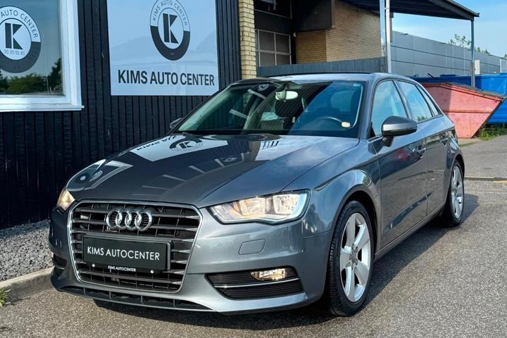 undefined Audi A3 fra 2015 set udefra