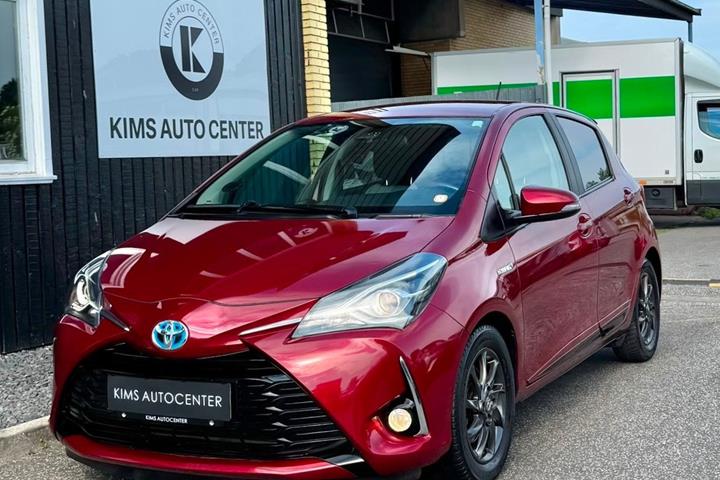 undefined Toyota Yaris fra 2017 set udefra