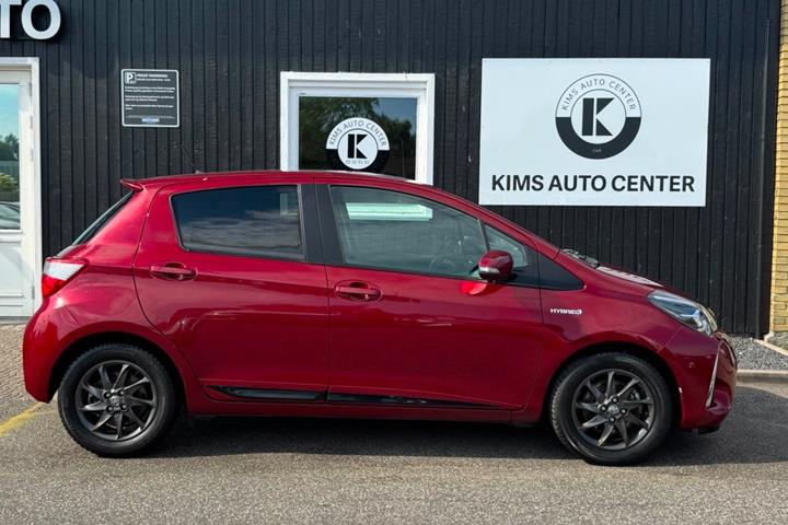 undefined Toyota Yaris fra 2017