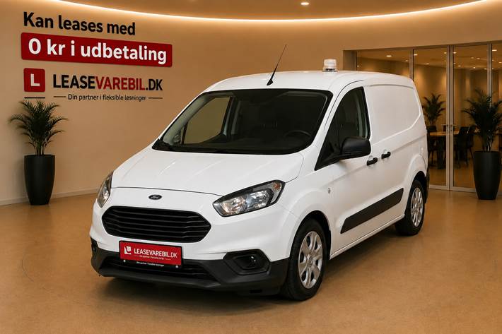 Hvid Ford Transit Courier fra 2019