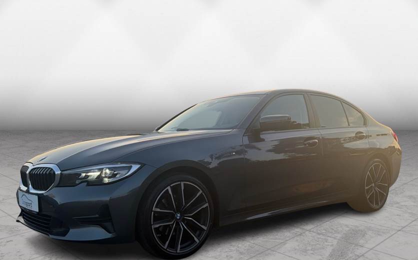 BMW 320i 2,0 Connected aut.