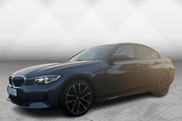 BMW 320i 2,0 Connected aut.