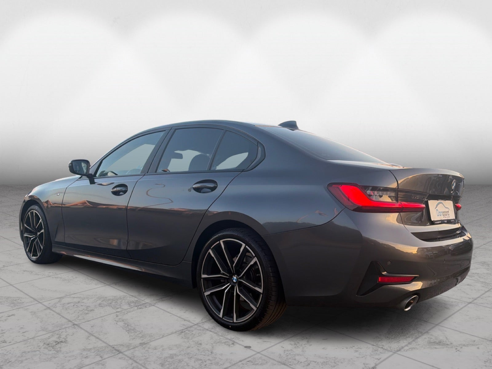 BMW 320i