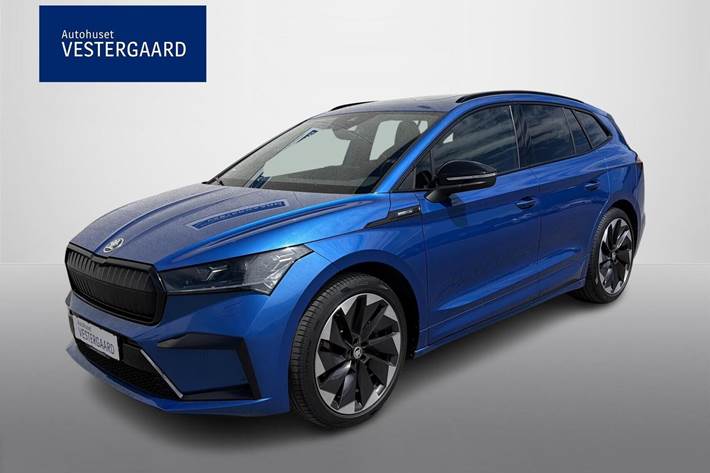 Blå Skoda Enyaq fra 2022 set udefra