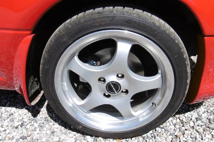 Rød Mazda MX-5 fra 1994