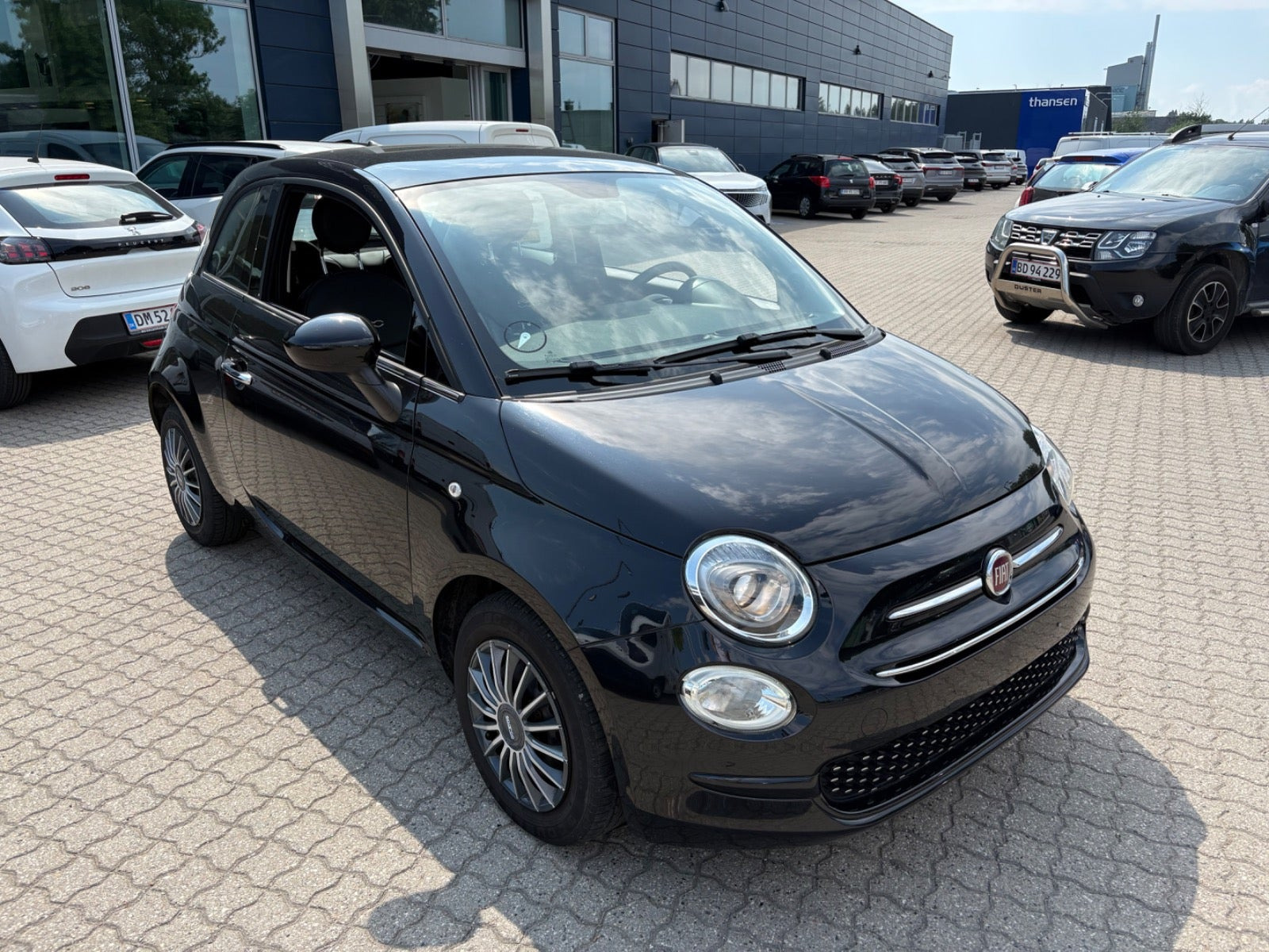 Rød Fiat 500 fra 2018