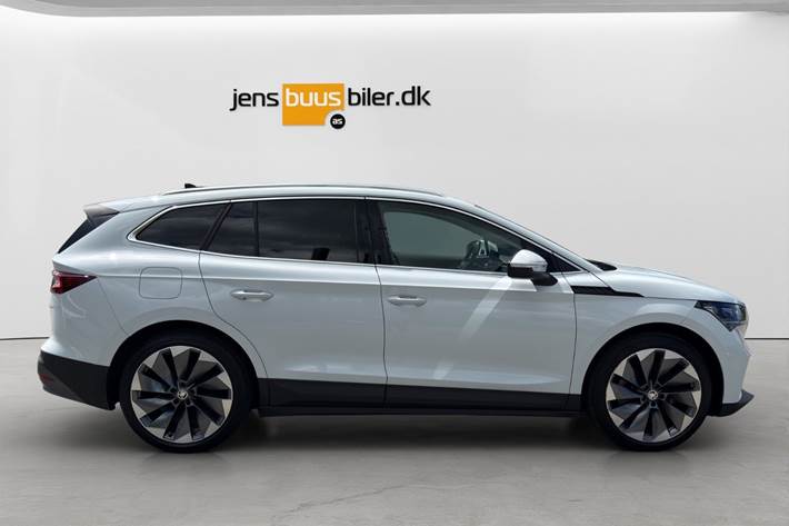 Hvid Skoda Enyaq fra 2021