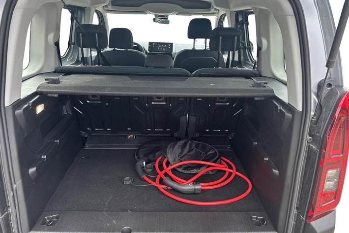 Grå Citroën ë-Berlingo fra 2025