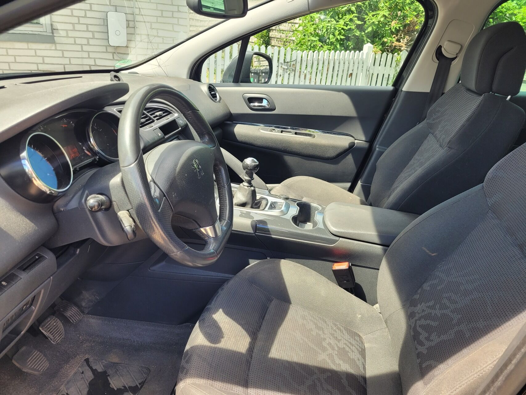 Sort Peugeot 3008 fra 2013