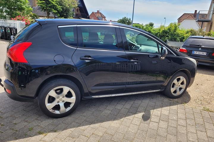 Sort Peugeot 3008 fra 2013