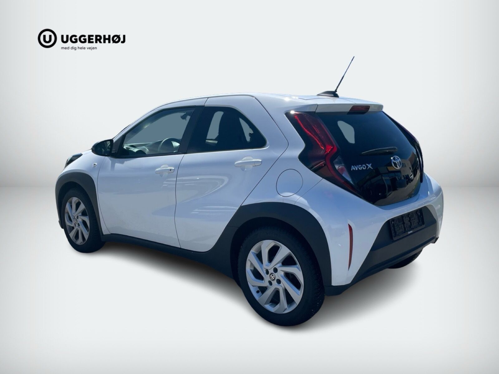 Hvid Toyota Aygo X fra 2023