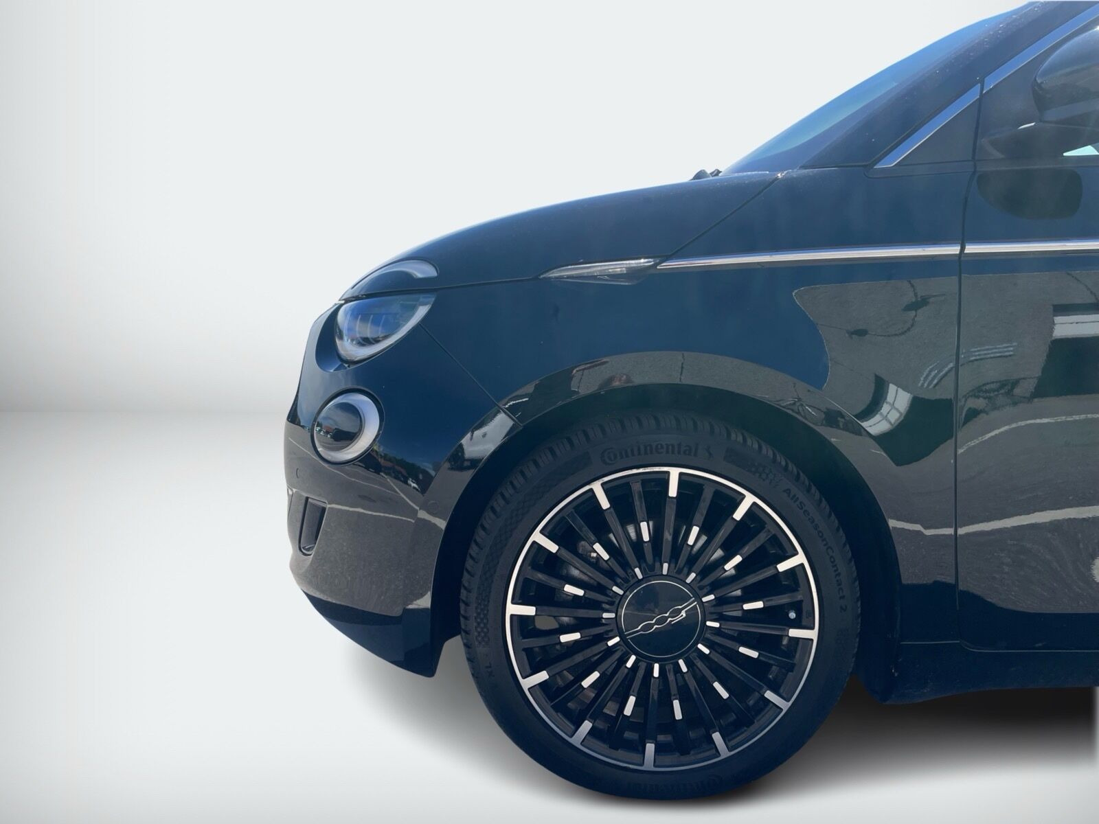 Sort Fiat 500e fra 2022