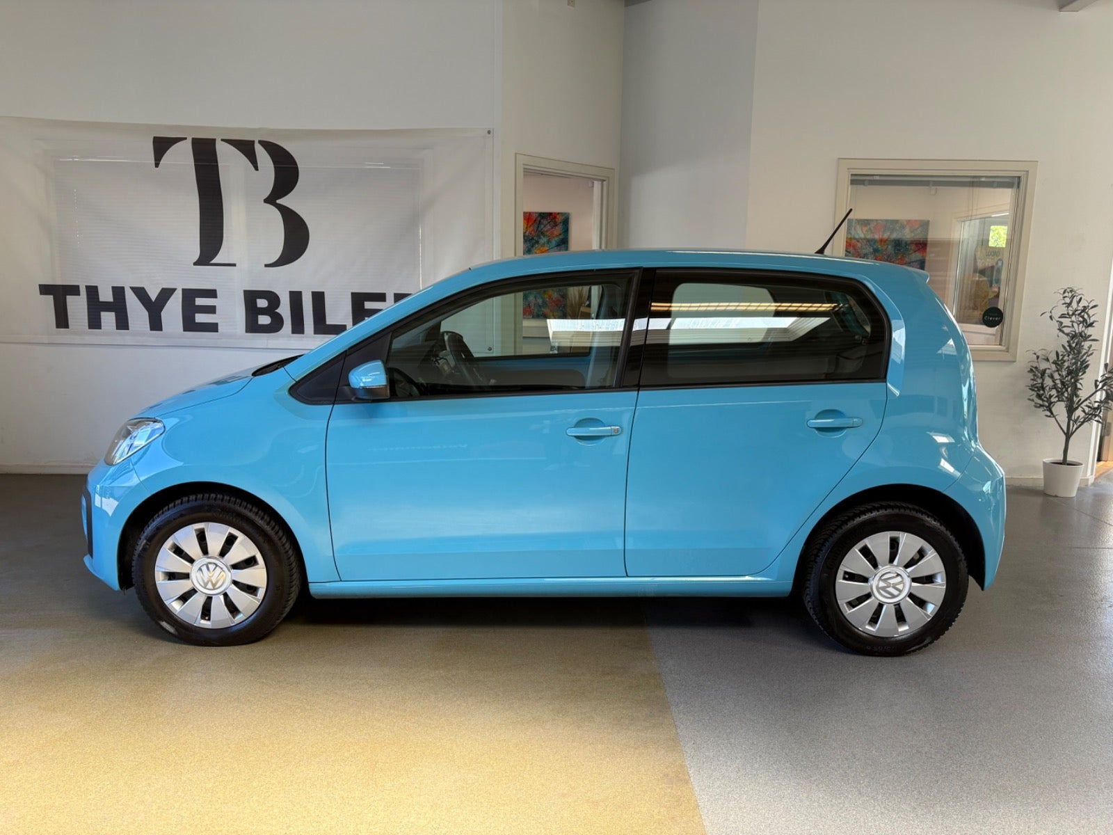 Blå VW UP! fra 2020