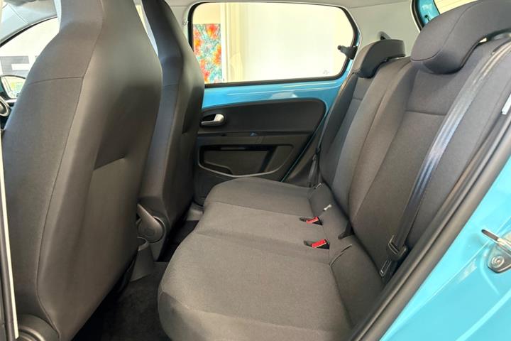 Blå VW UP! fra 2020