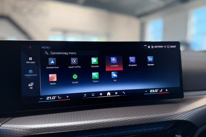 Grøn BMW i4 fra 2025