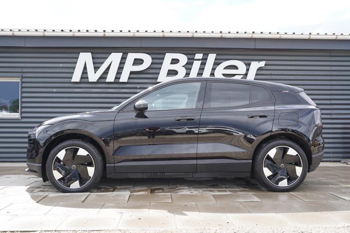 Sort Volvo EX30 fra 2024