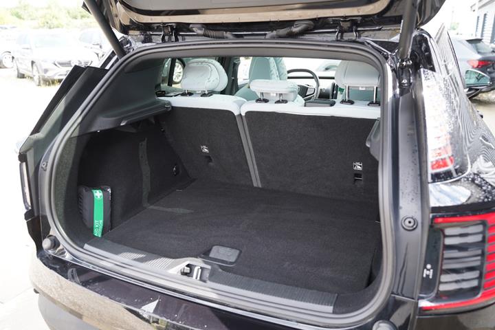 Sort Volvo EX30 fra 2024