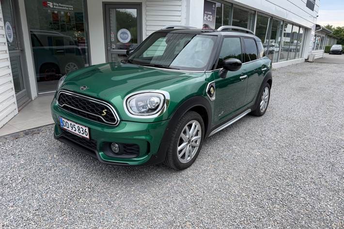 Grøn Mini Countryman Cooper SE fra 2020