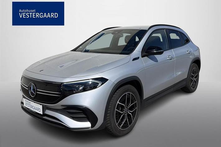 Sølv Mercedes EQA250 fra 2022 set udefra