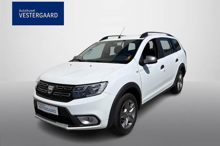 Hvid Dacia Logan Stepway fra 2019 set udefra