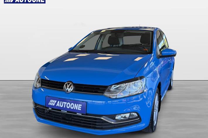 Blå VW Polo fra 2015